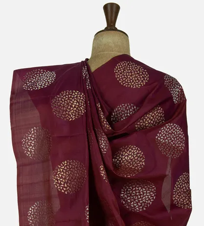 maroon-soft-silk-saree-d04100264-c