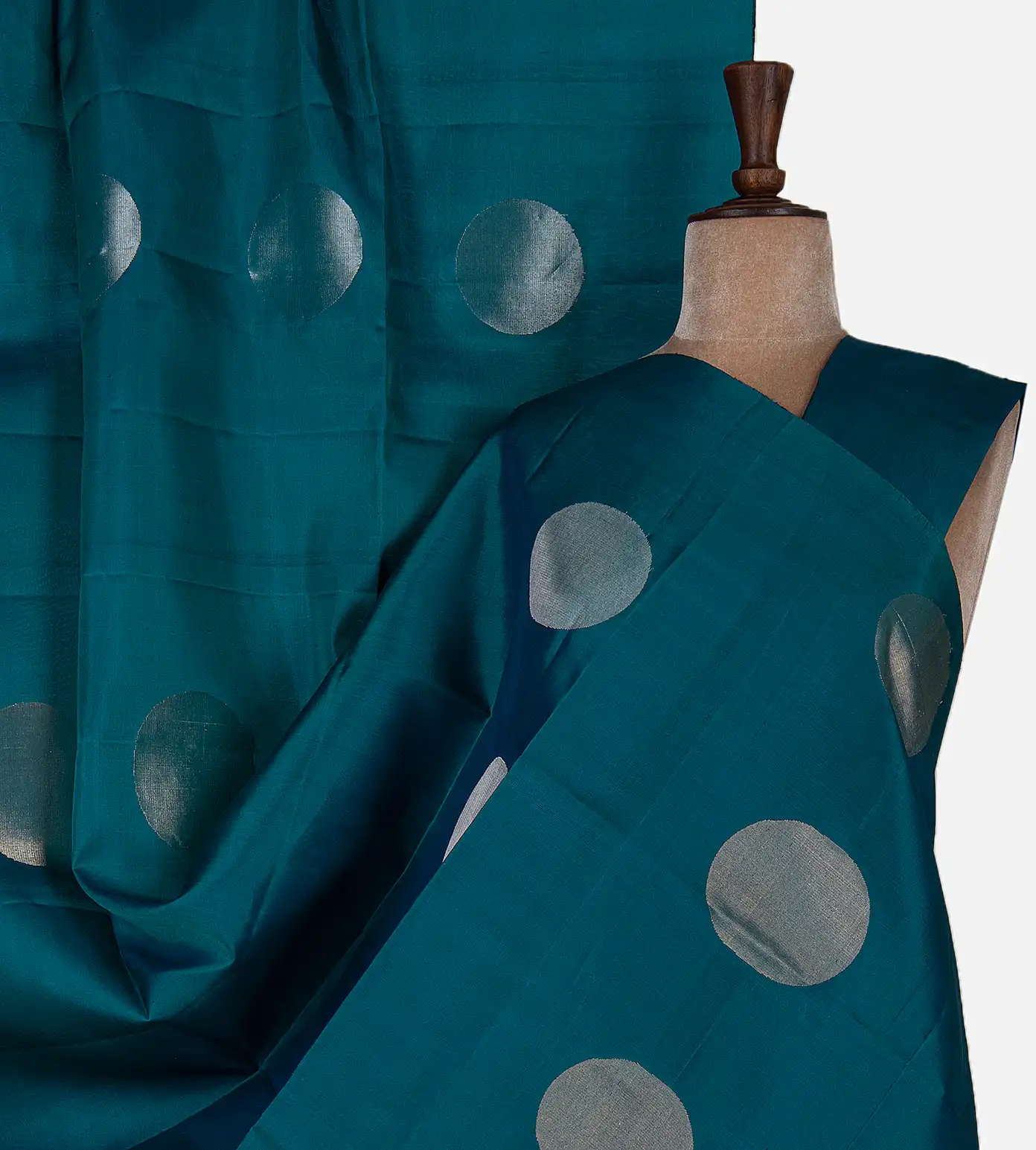 blue-soft-silk-saree-d04100298-a