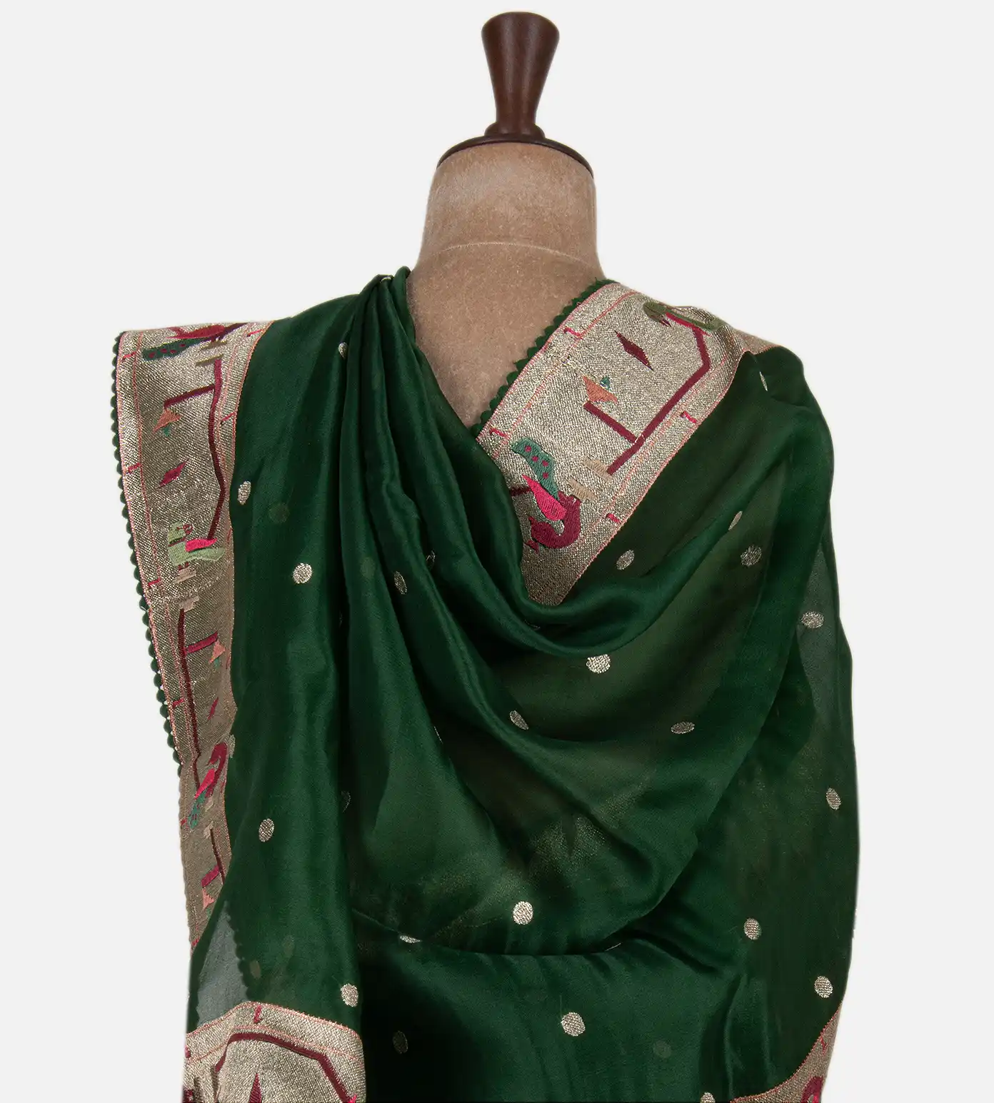 green-organza-saree-d0190842-c