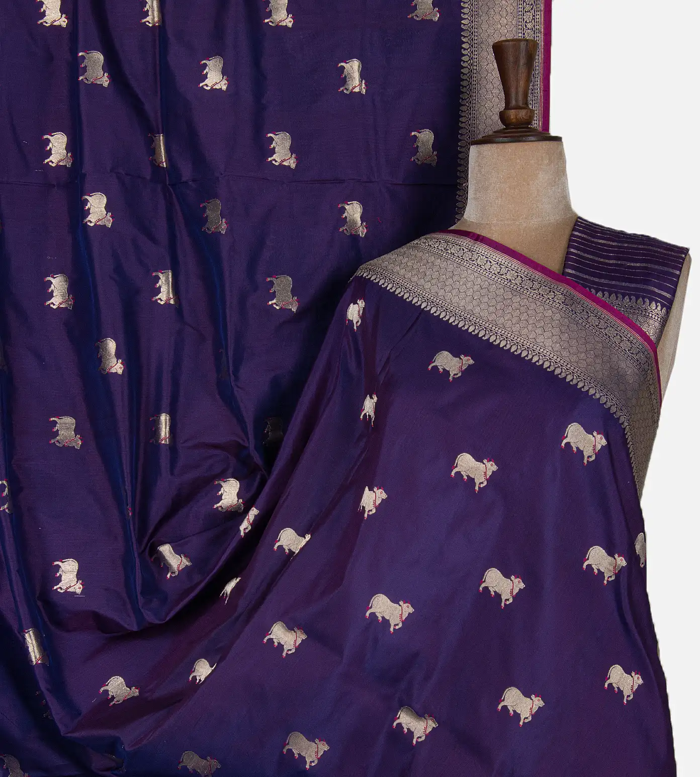 violet-banarasi-silk-saree-d0293217-a
