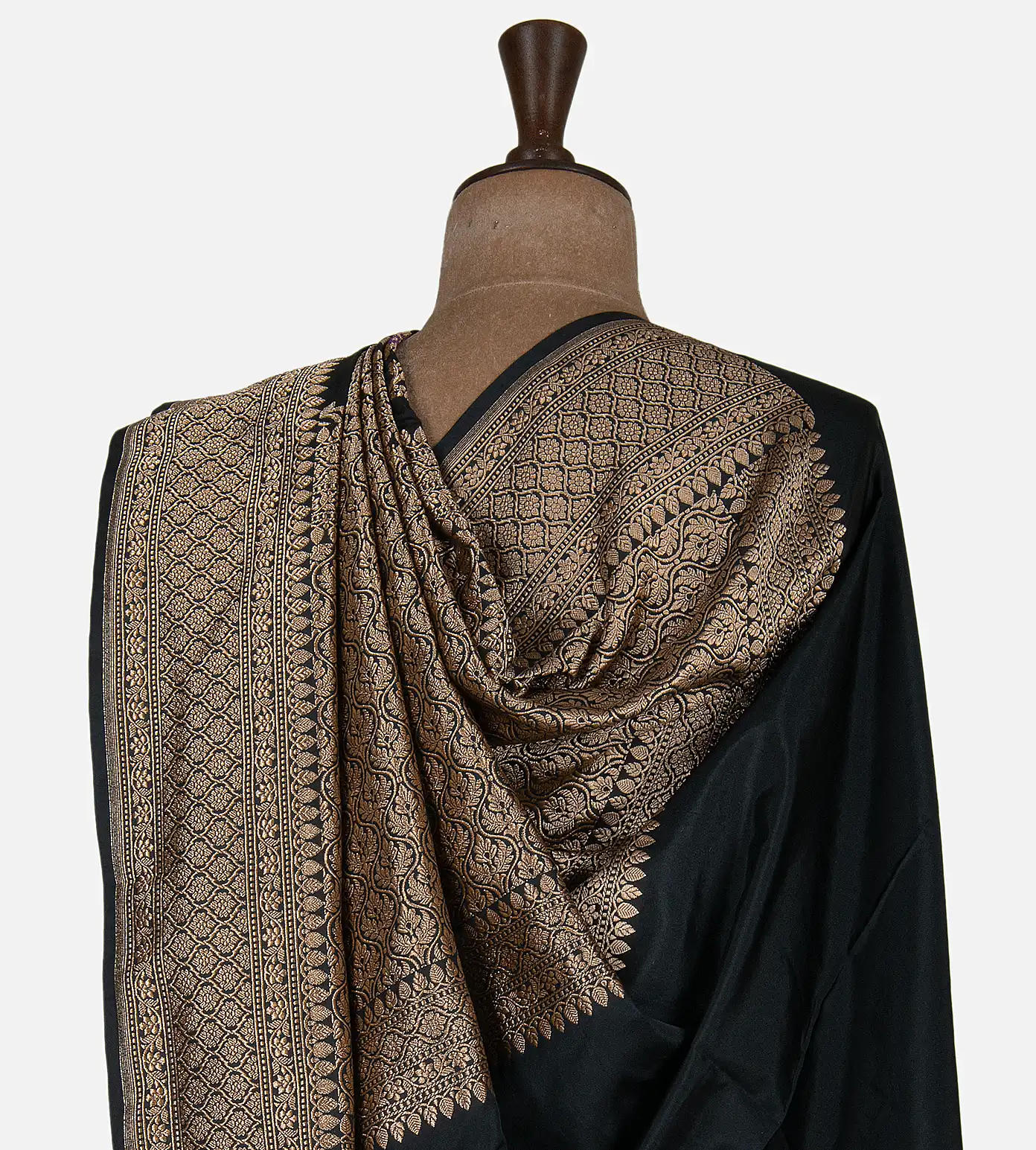 black-banarasi-silk-saree-d04799255-c