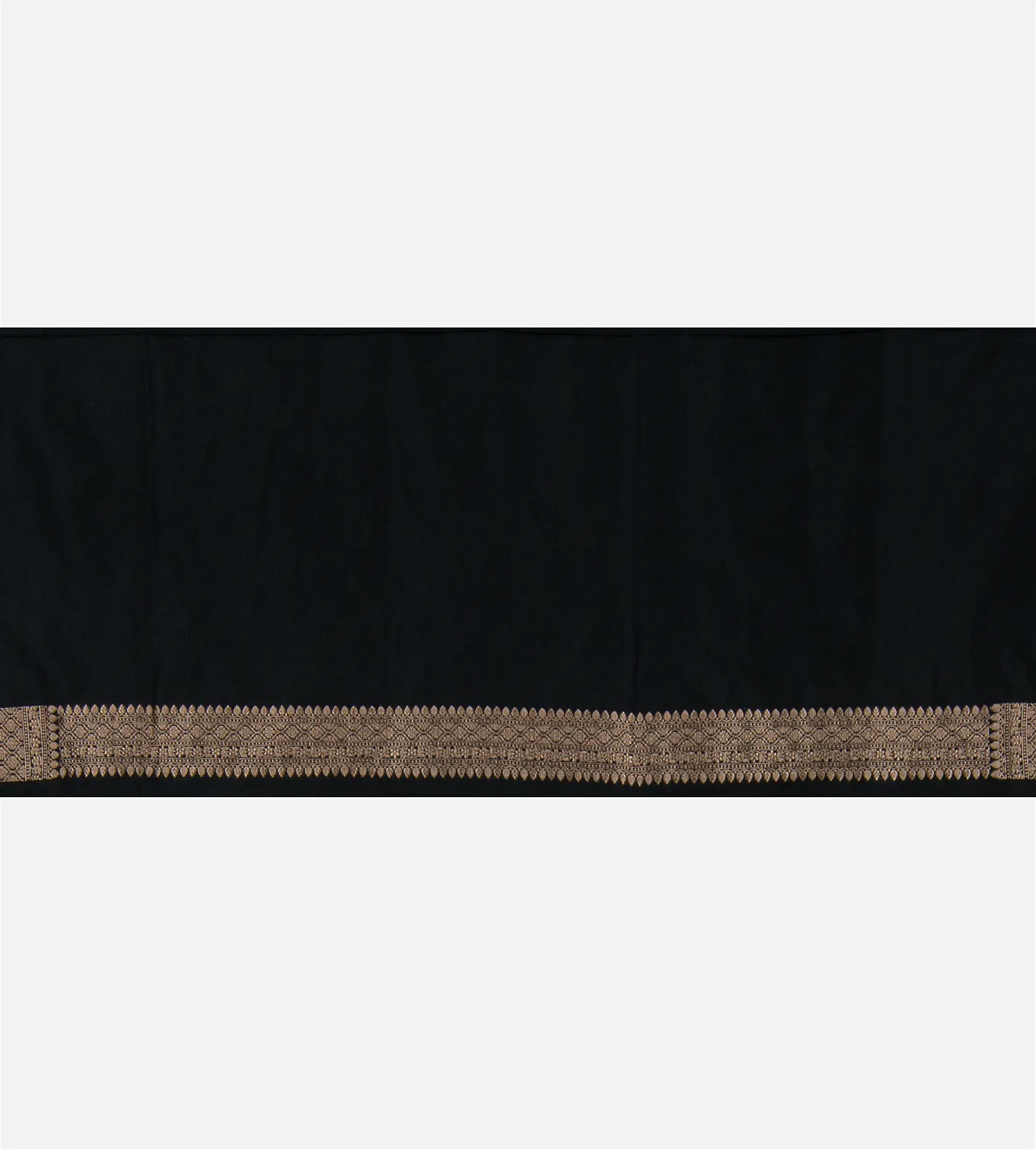 black-banarasi-silk-saree-d04799255-d