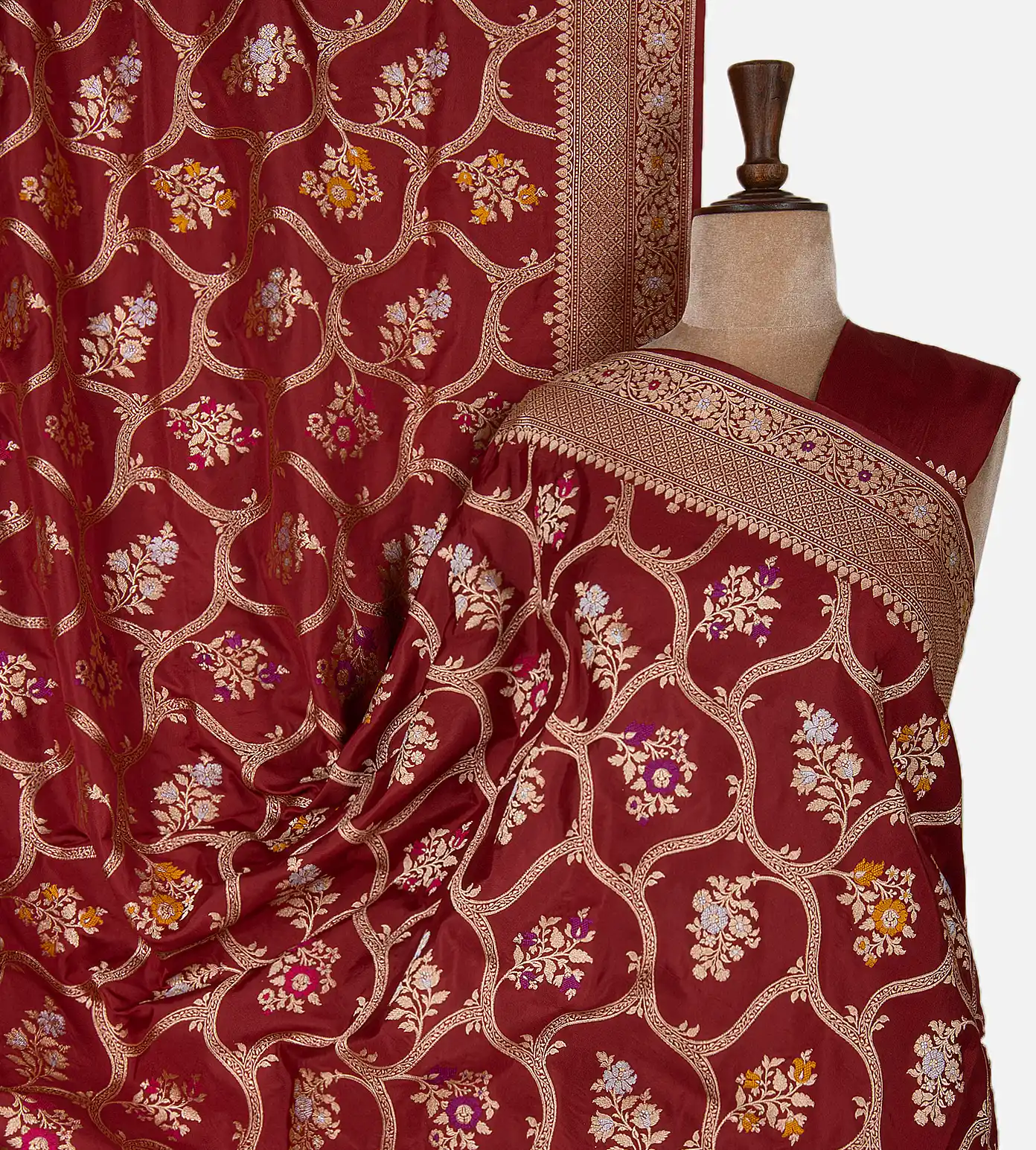 maroon-banarasi-silk-saree-d0499256-a