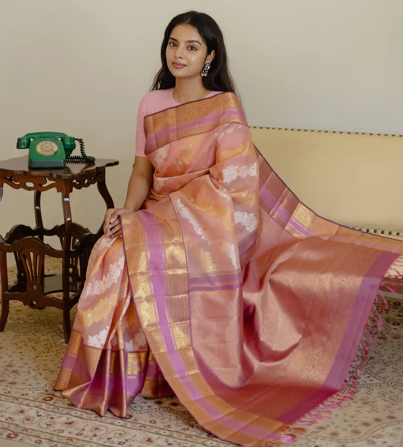 peachish-pink-kora-kanchipuram-silk-saree-d0293010-b