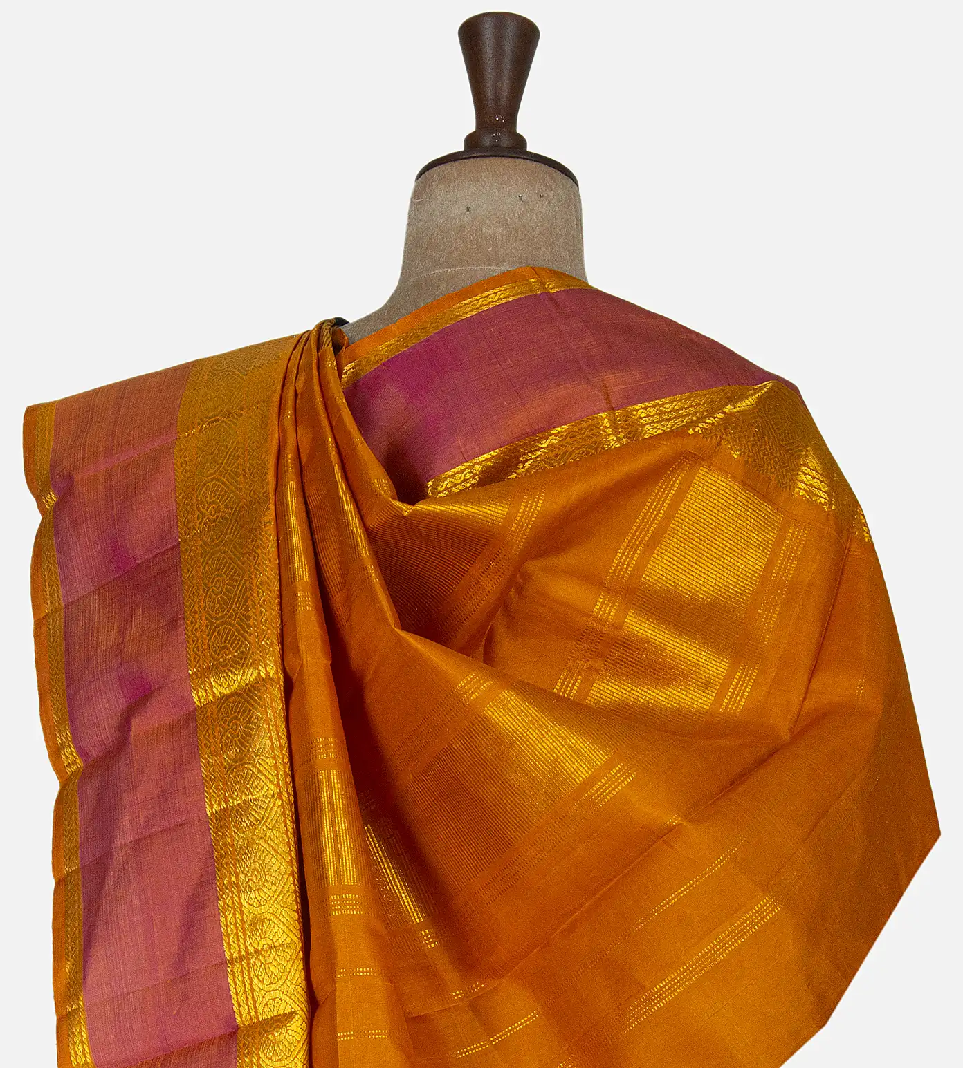 black-kanchipuram-silk-saree-d04100558-c