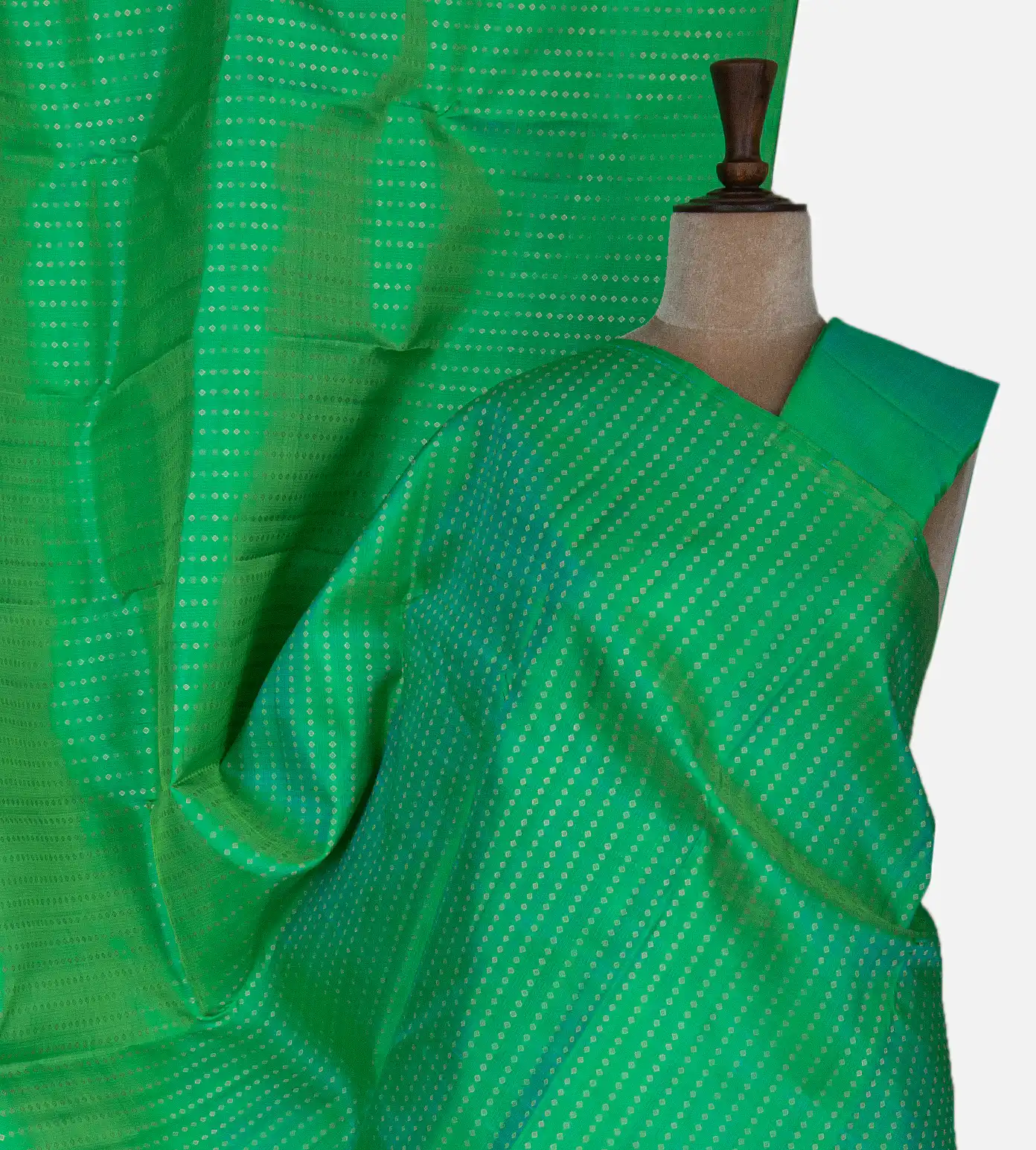 peacock-green-kanchipuram-silk-saree-d04101311-a