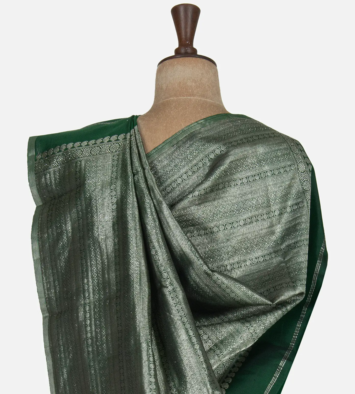 green-kanchipuram-silk-saree-d04100487-c