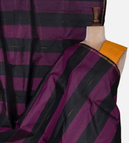 purple-and-black-kanchipuram-silk-saree-d04100542-a