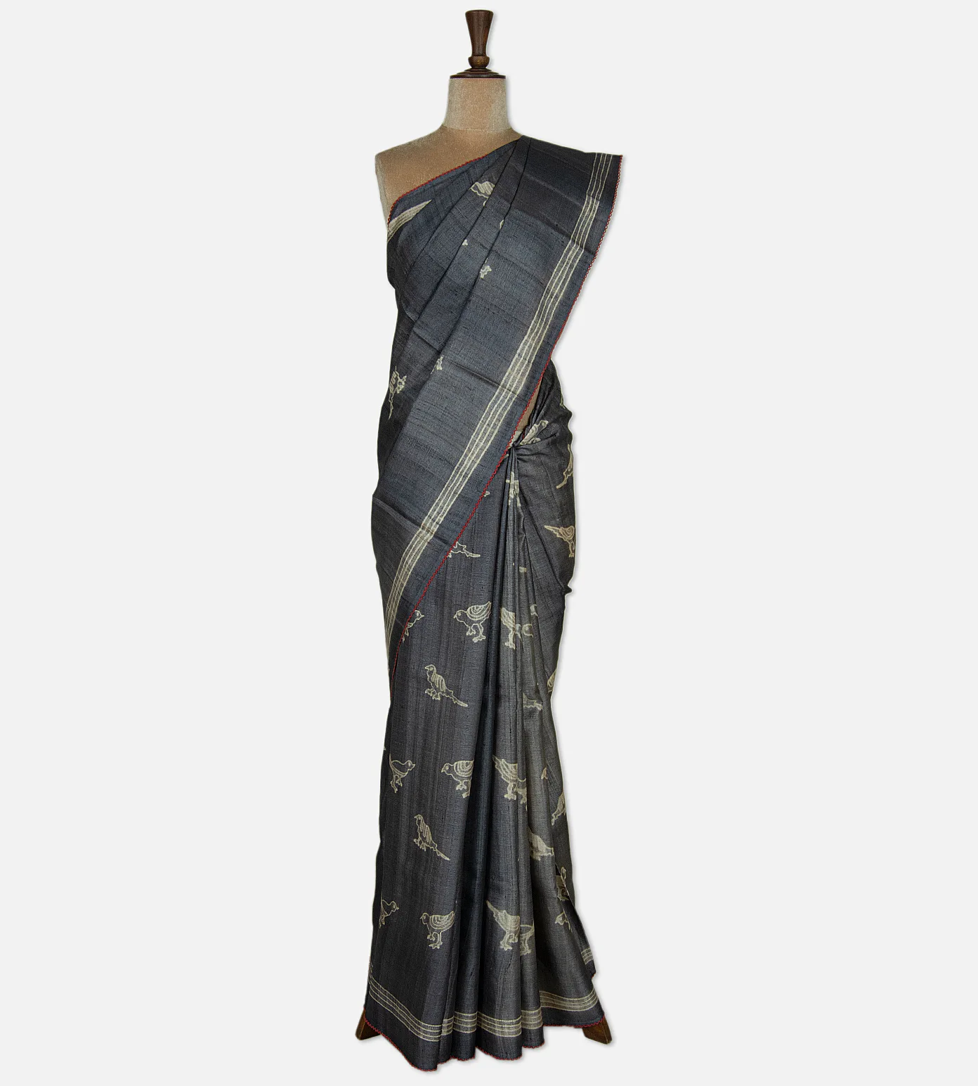 grey-shibori-tussar-saree-d0293711-b