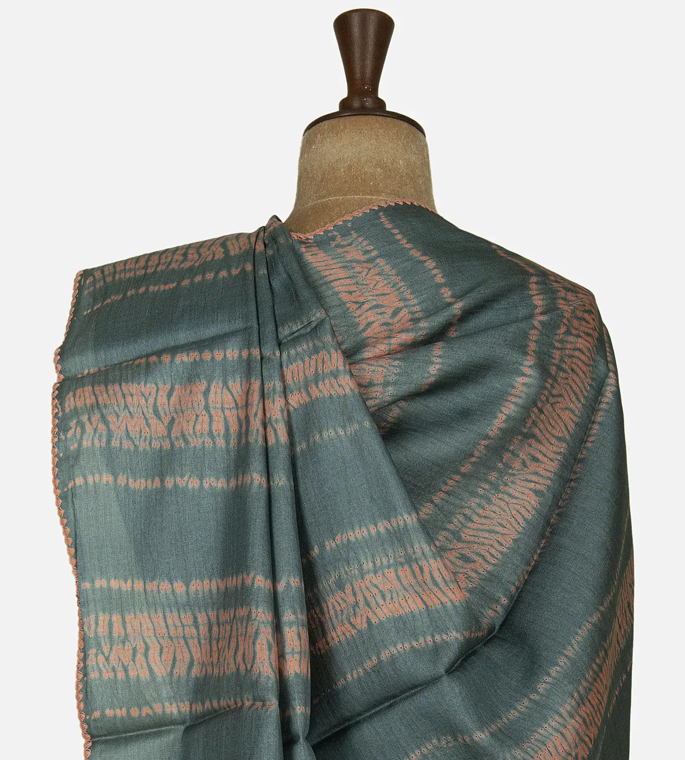 grey-shibori-tussar-saree-d0190631-c