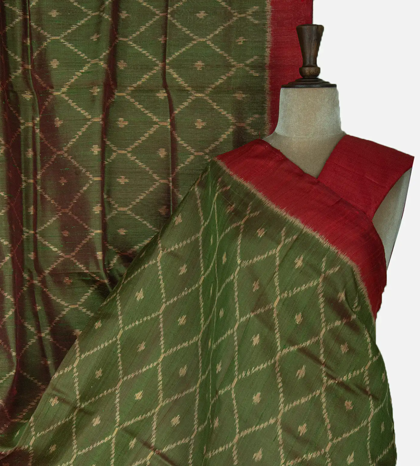 light-green-patola-silk-sare-d04101243-a