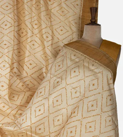 light-beige-patola-silk-saree-d04101218-a