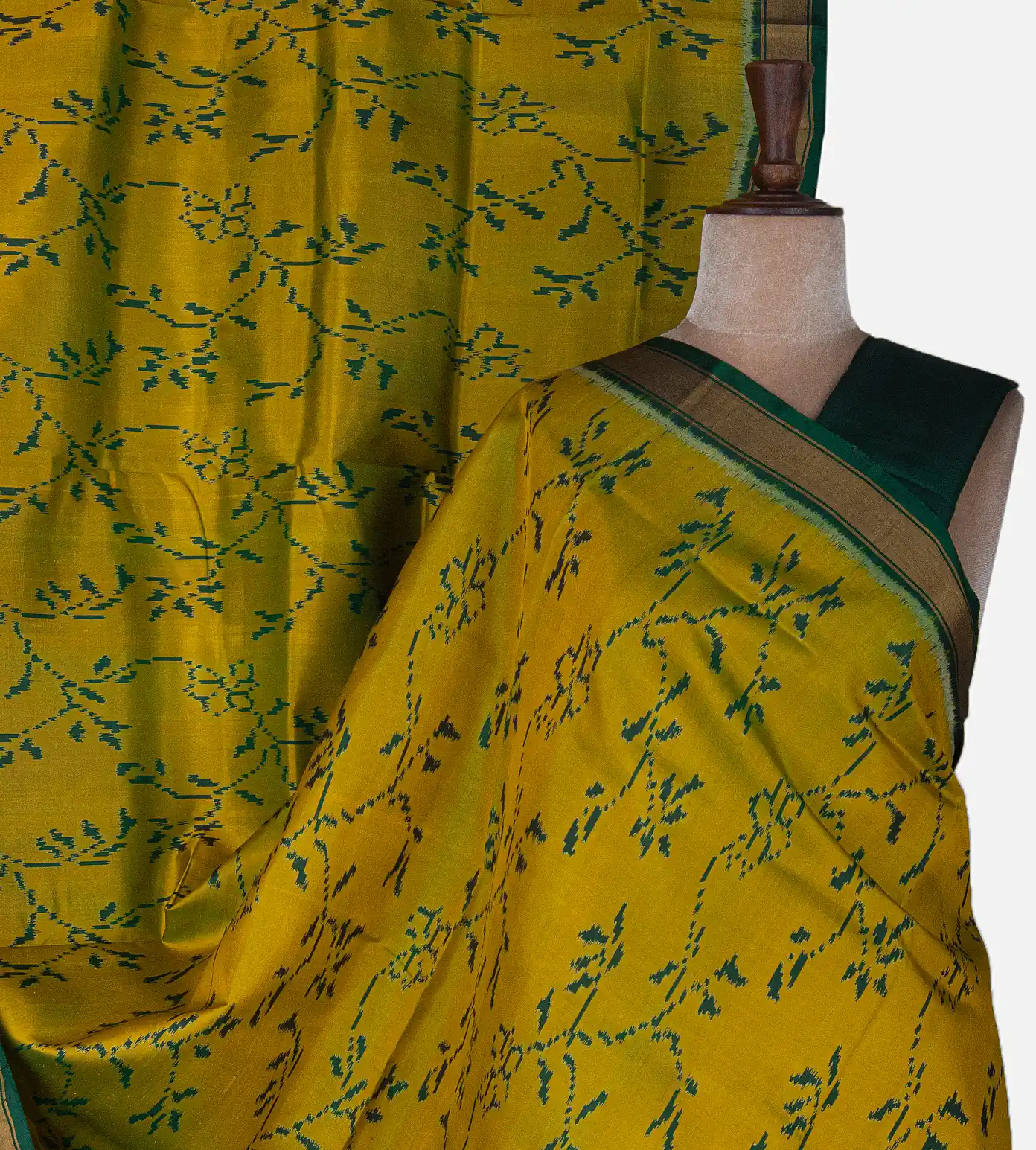 gold-colour-patola-silk-saree-d0410233-a