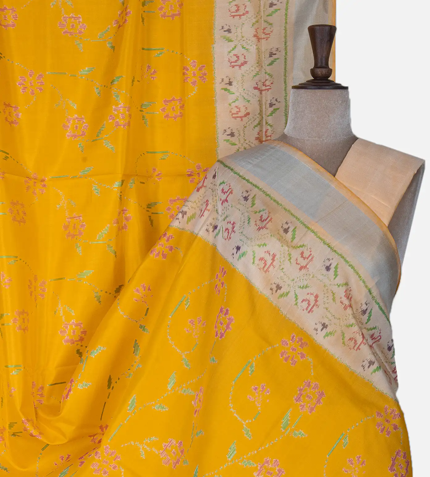 yellow-patola-silk-saree-d04103117-a