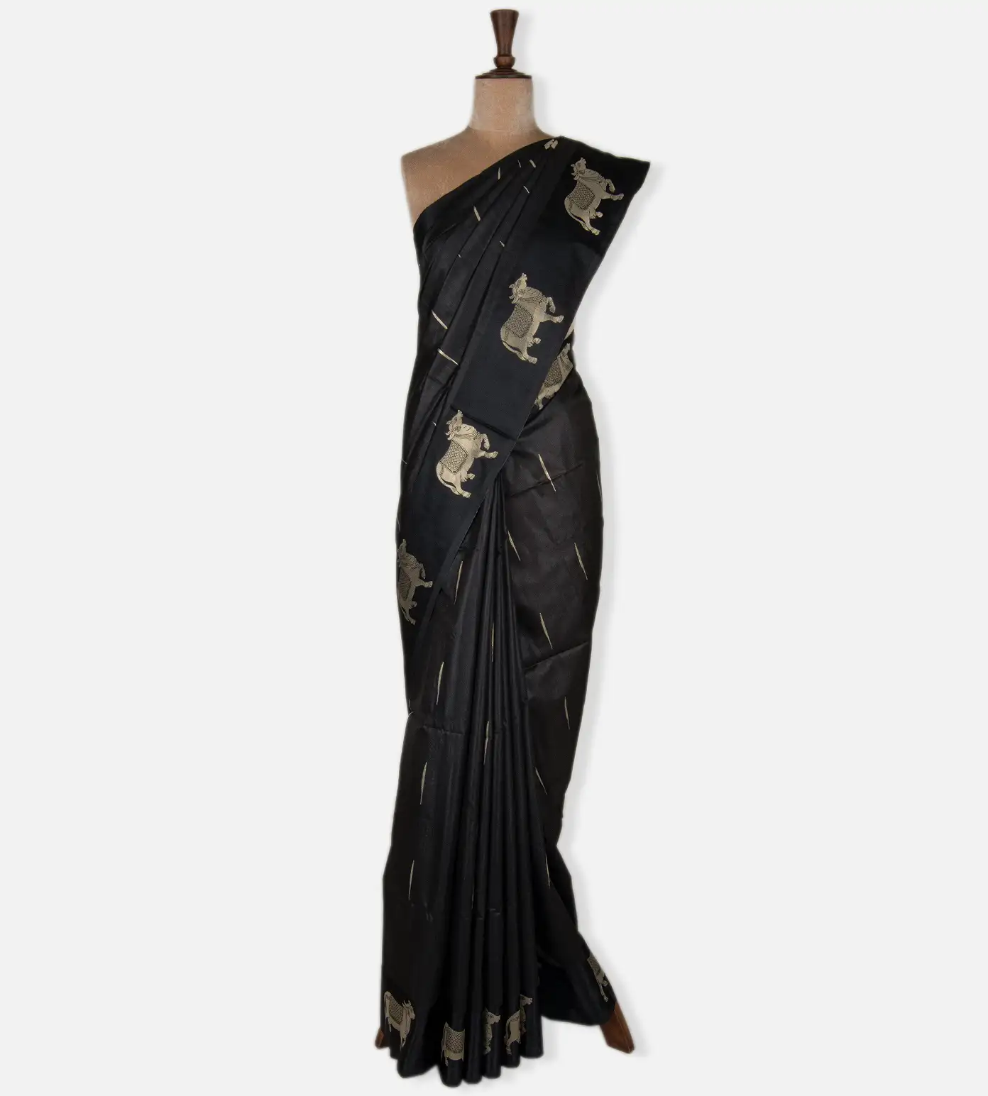 black-semi-tussar-saree-d04100682-b
