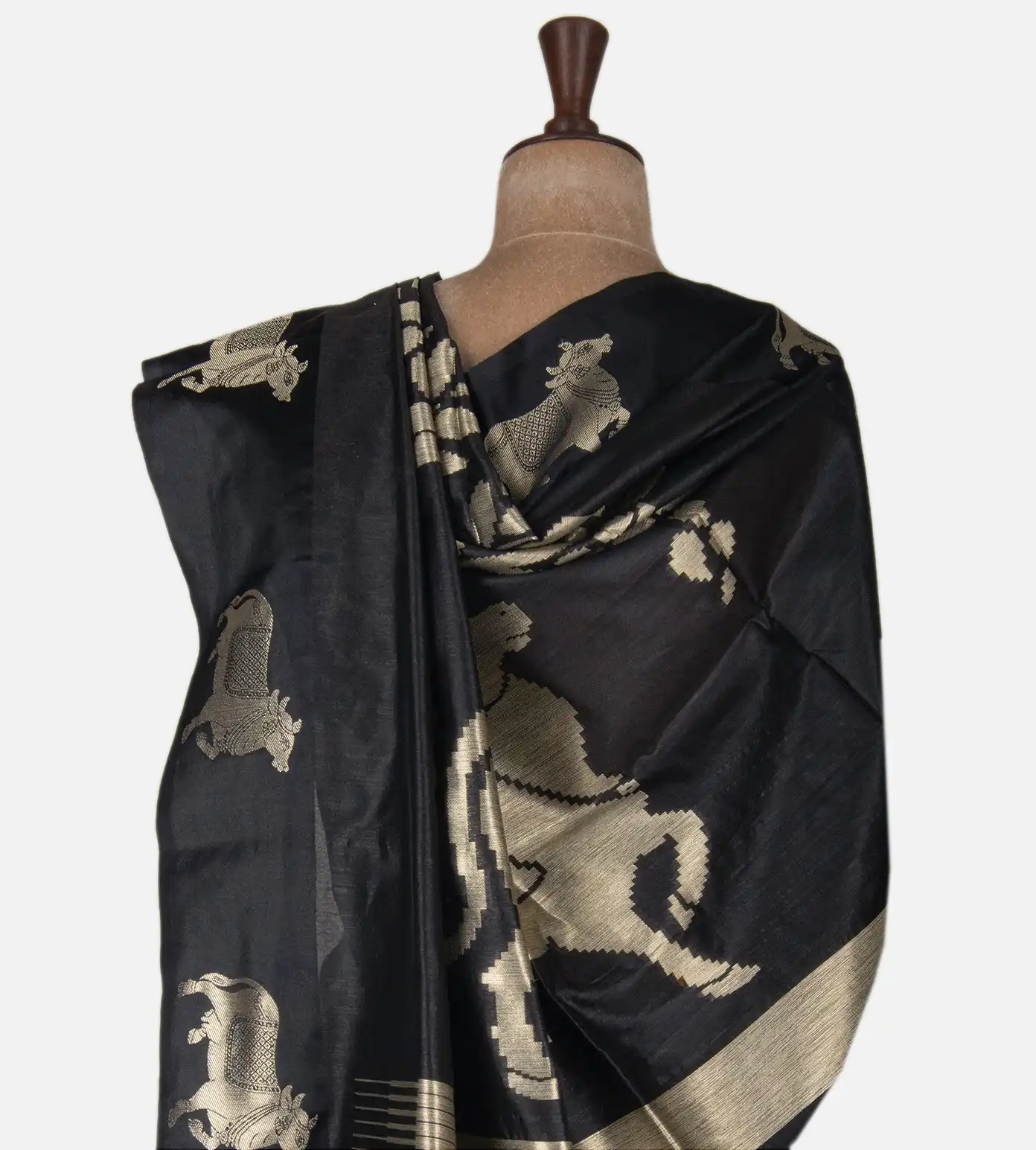black-semi-tussar-saree-d04100682-c