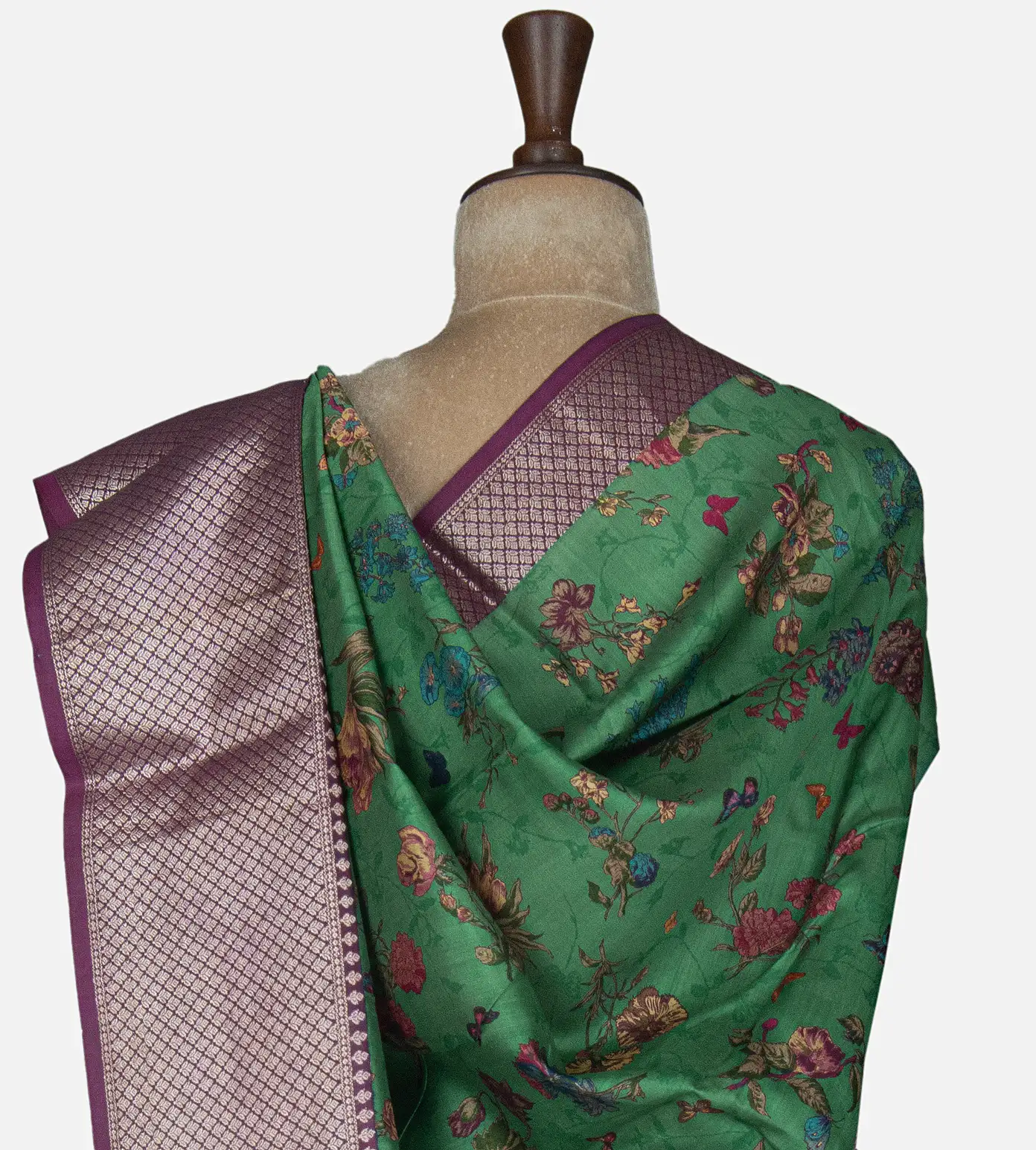 green-chaniya-silk-saree-d05103484-c