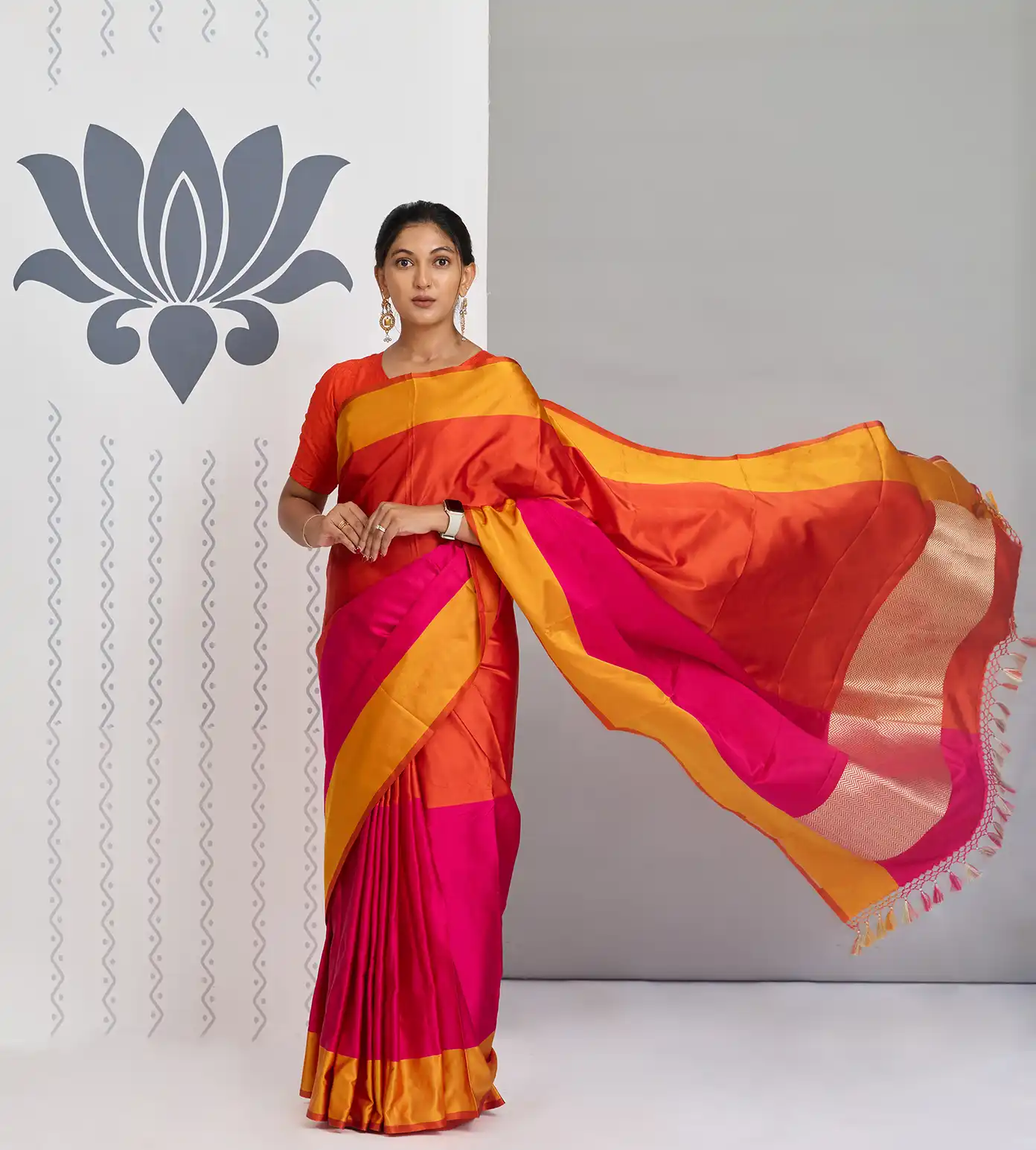 red-kattan-silk-saree-d04102592-b