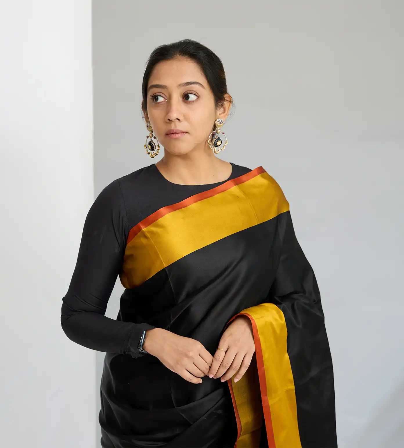 black-kattan-silk-saree-d04102597-a