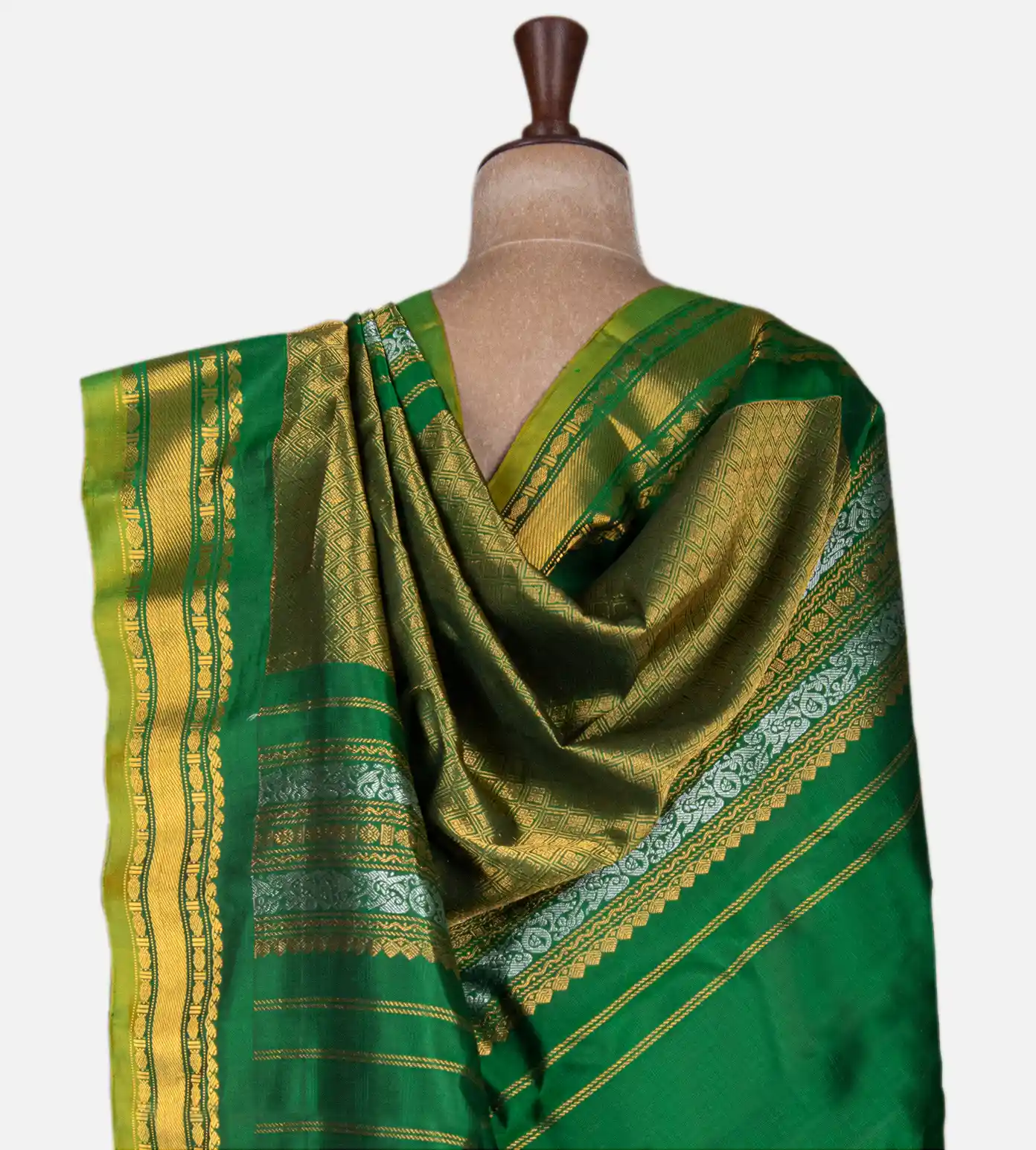 light-blue-gadwal-silk-saree-d04102055-c