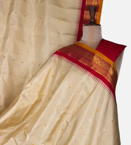 creme-gadwal-silk-saree-d05103999-a