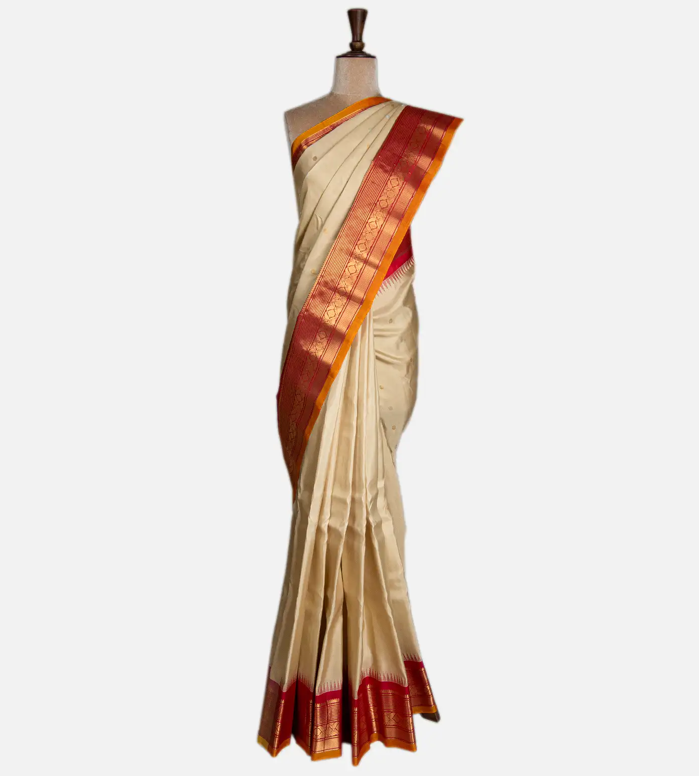 creme-gadwal-silk-saree-d05103999-b