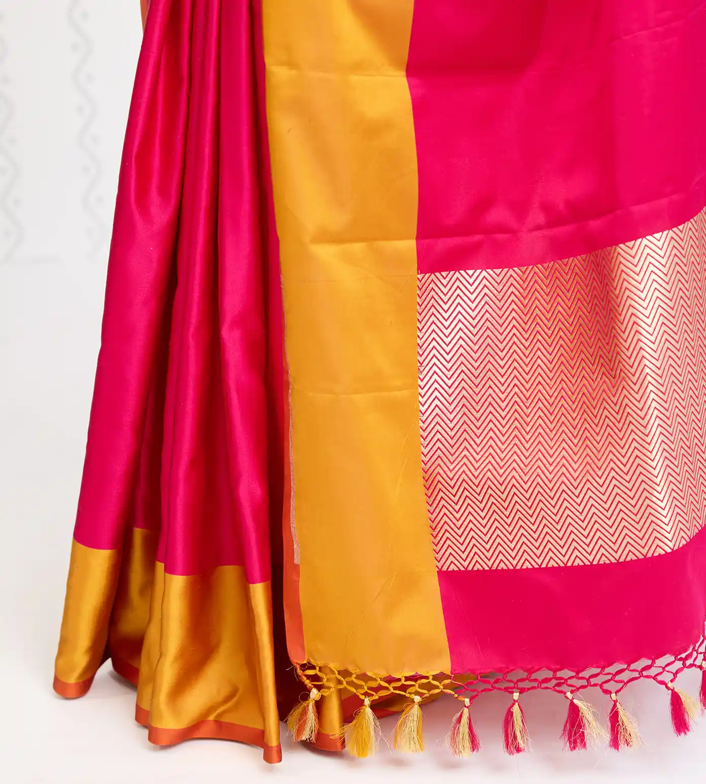 pink-kattan-silk-saree-d04102593-c
