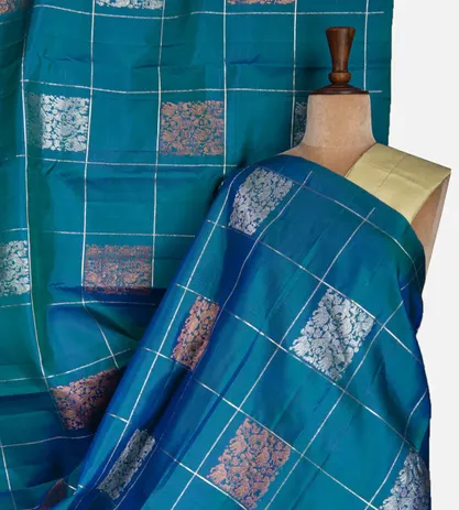 peacock-blue-kanchipuram-silk-saree-d05105472-a