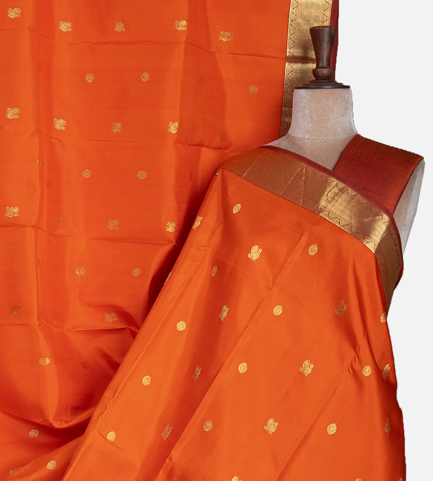 orange-kanchipuram-silk-saree-d0395803-a
