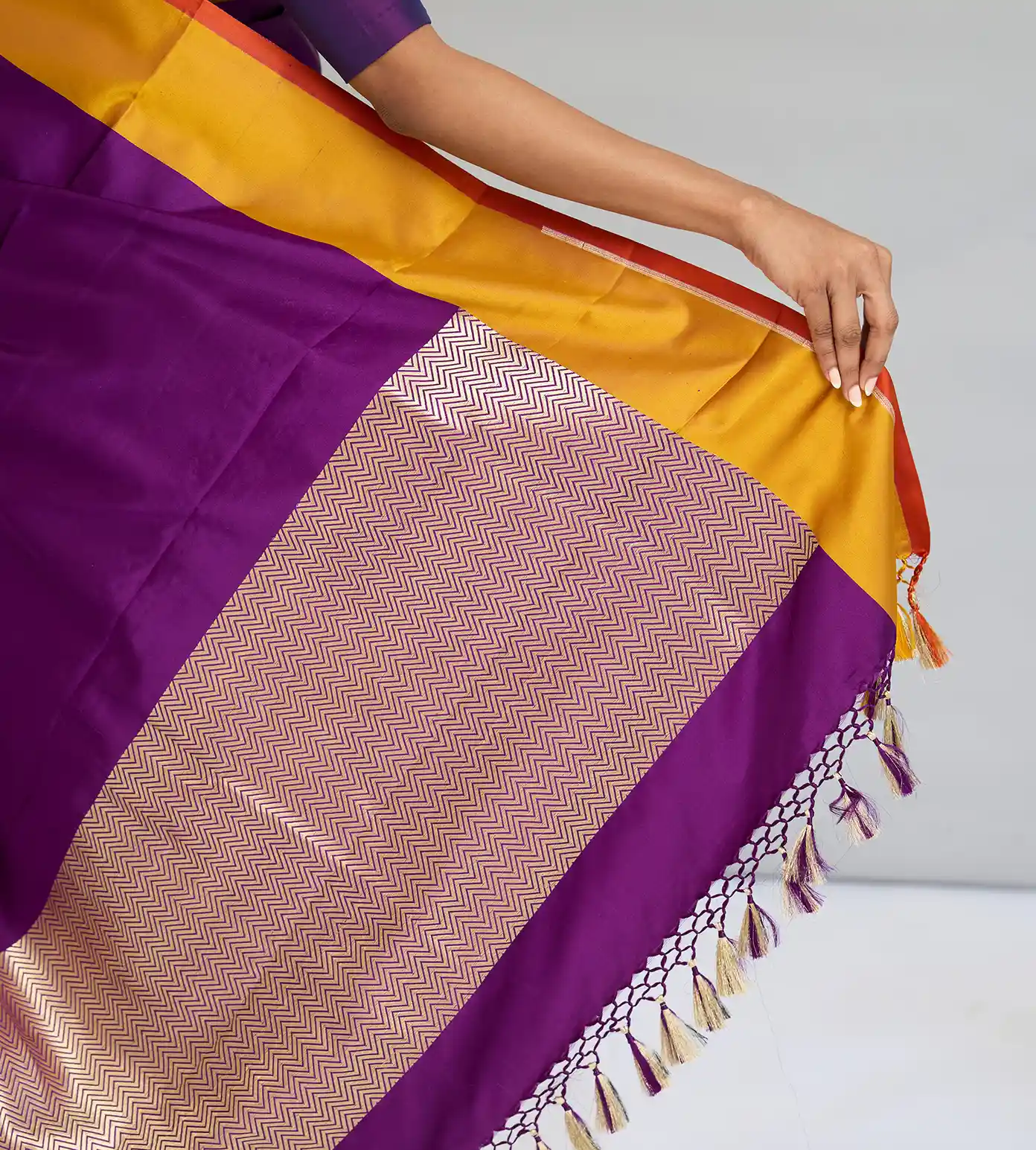 purple-kattan-silk-saree-d04102595-c