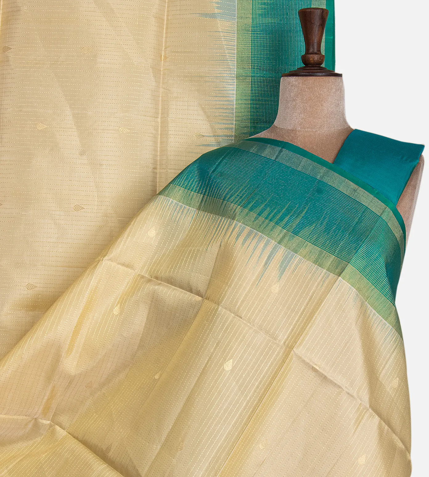 creme-soft-silk-saree-d05104333-a