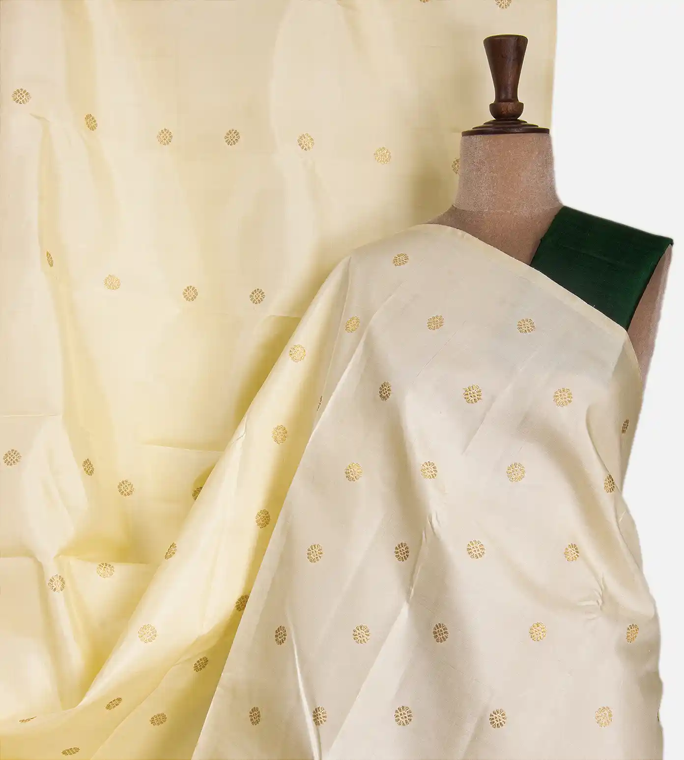 pale-yellow-kanchipuram-silk-saree-d04101382-a