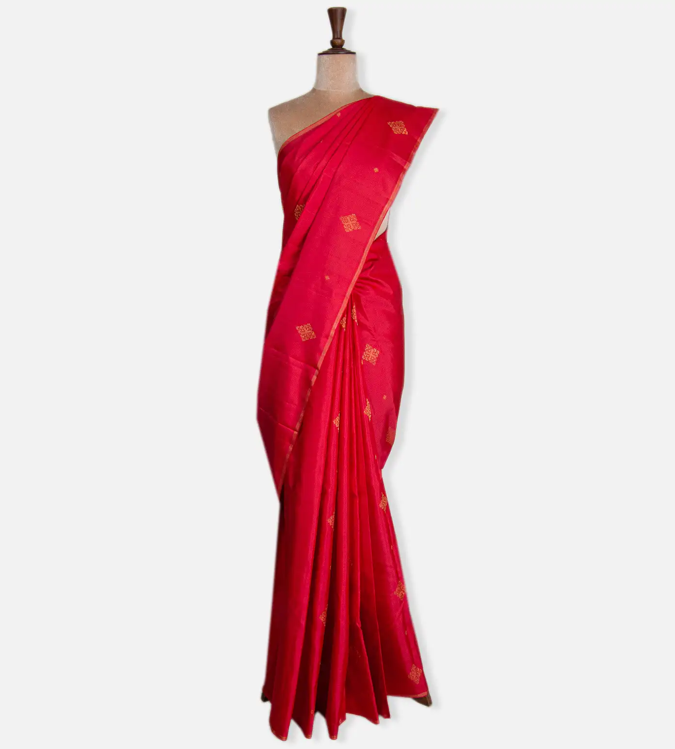 red-kanchipuram-silk-saree-d05106463-b