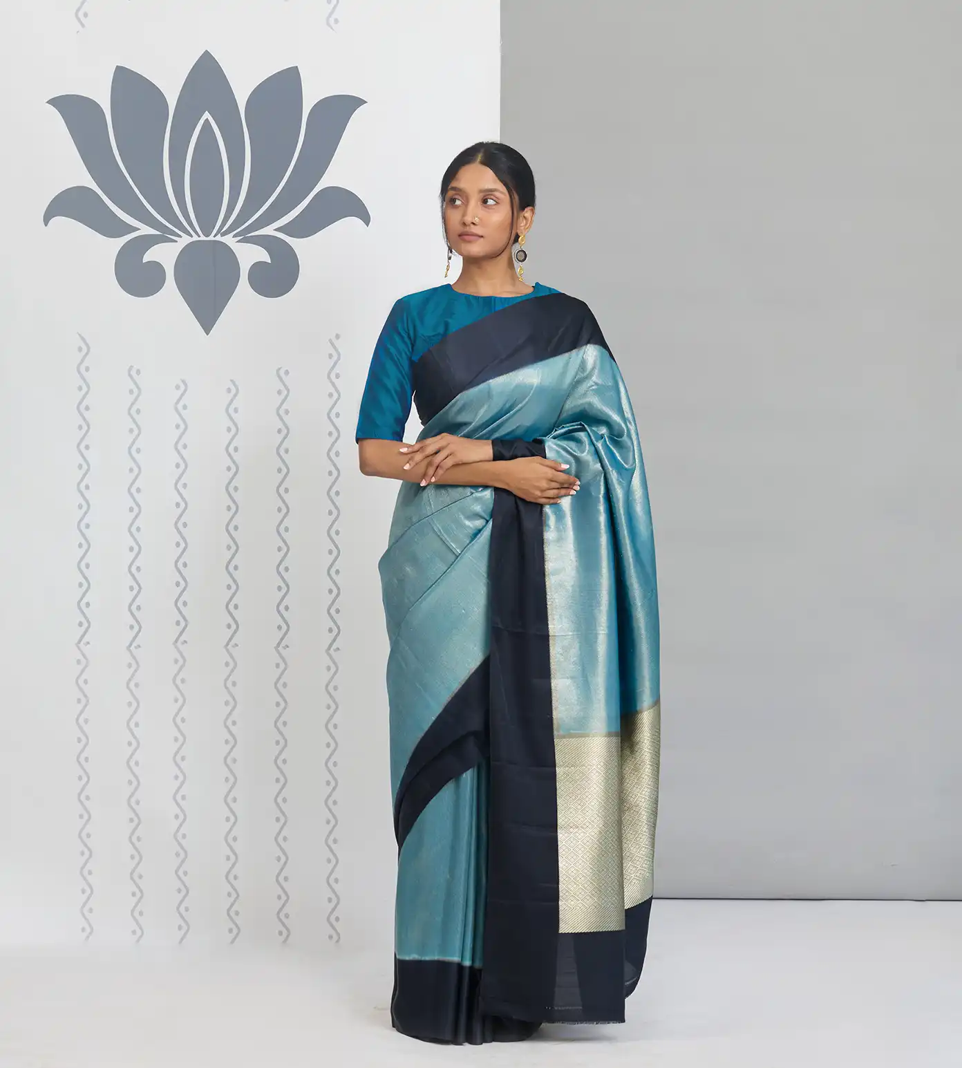 blue-kattan-silk-saree-d04102622-b