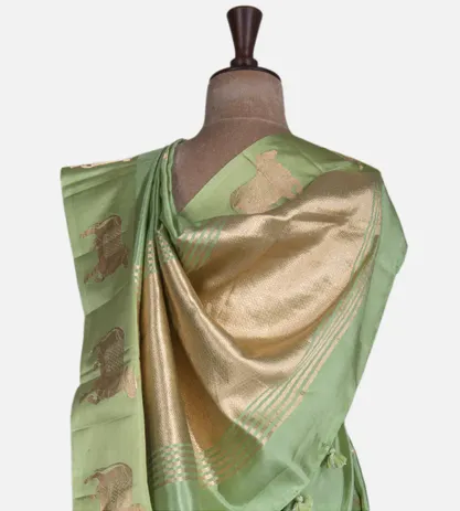 green-banarasi-kattan-silk-saree-d04102529-c