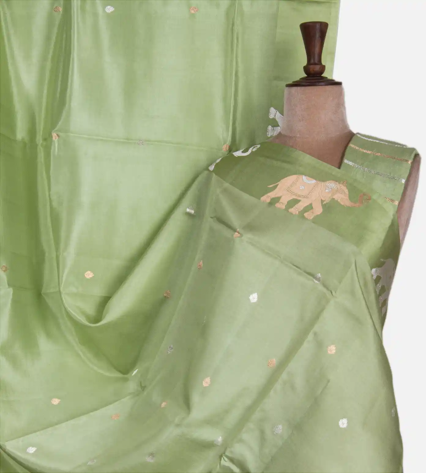 light-green-banarasi-kattan-silk-saree-d04102525-a