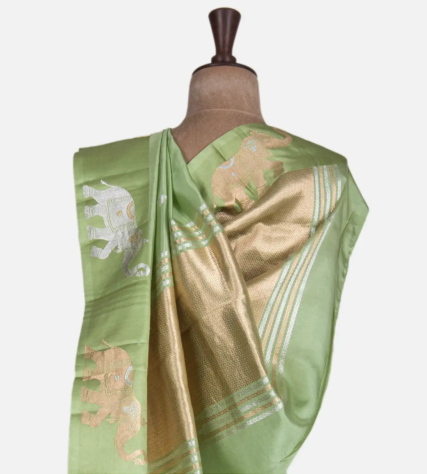 light-green-banarasi-kattan-silk-saree-d04102525-c