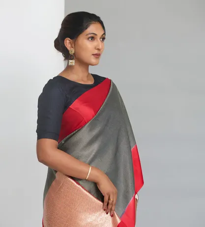 black-kattan-silk-saree-d04102621-a