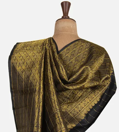 black-kanchipuram-silk-saree-d04101352-c