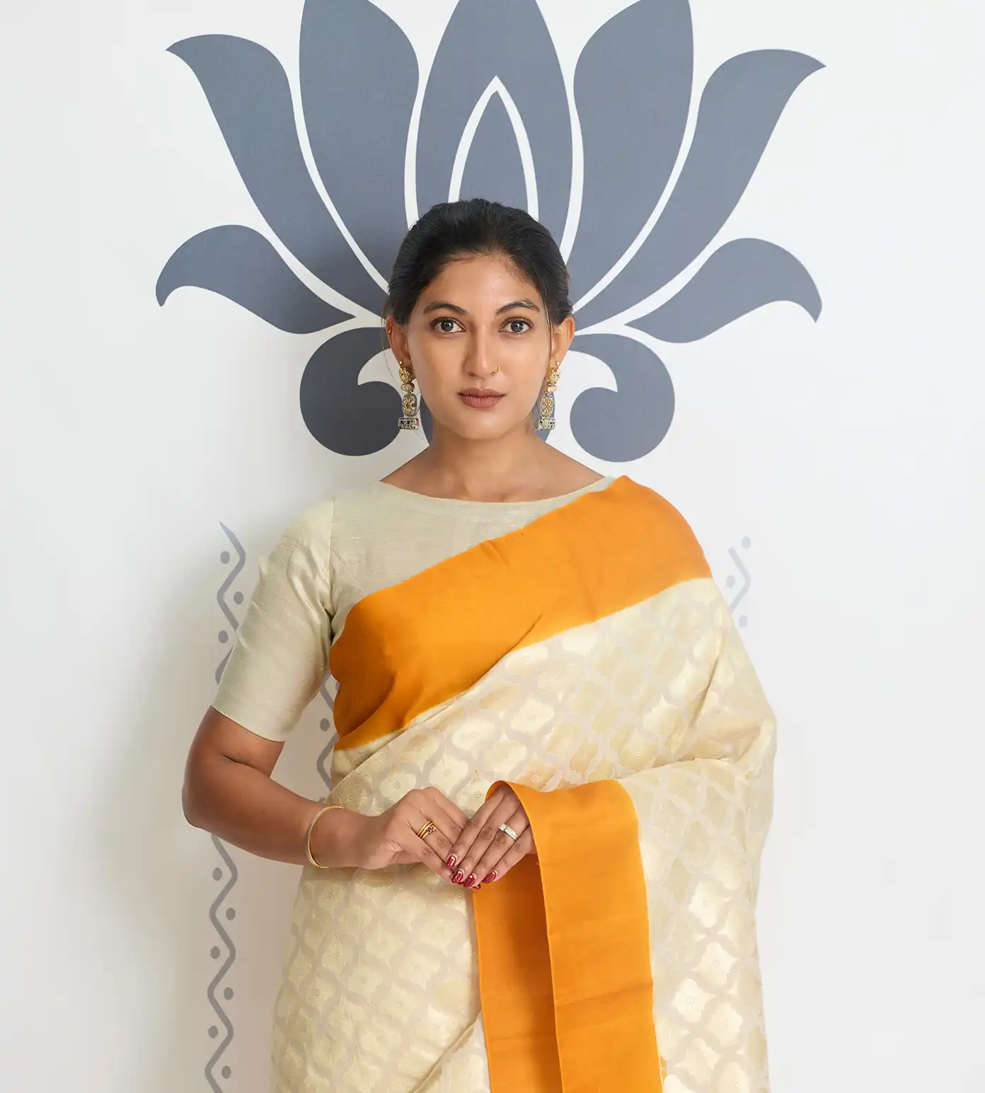 white-kattan-silk-saree-d04102619-a