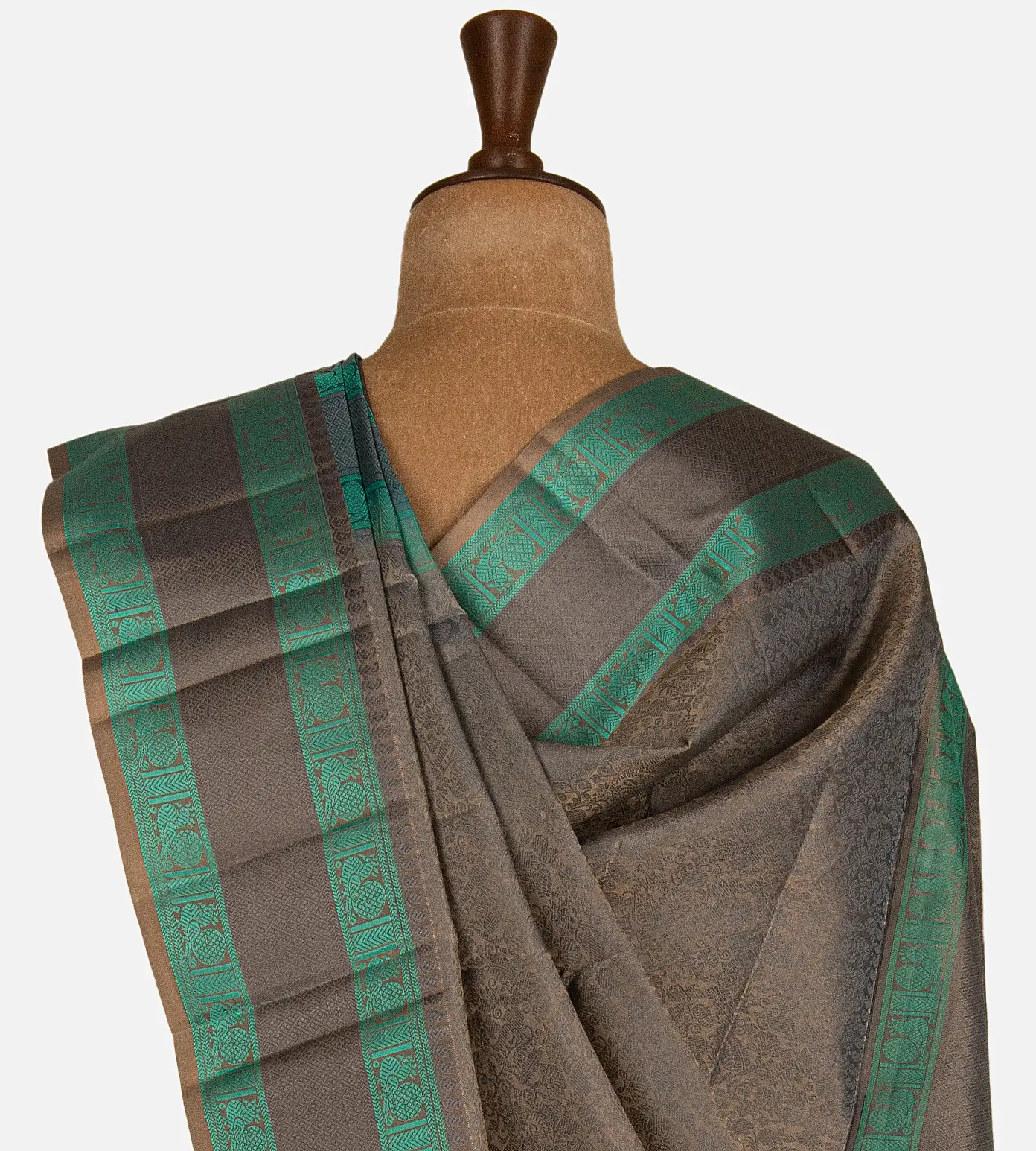 blue-kanchipuram-silk-saree-d04103356-c