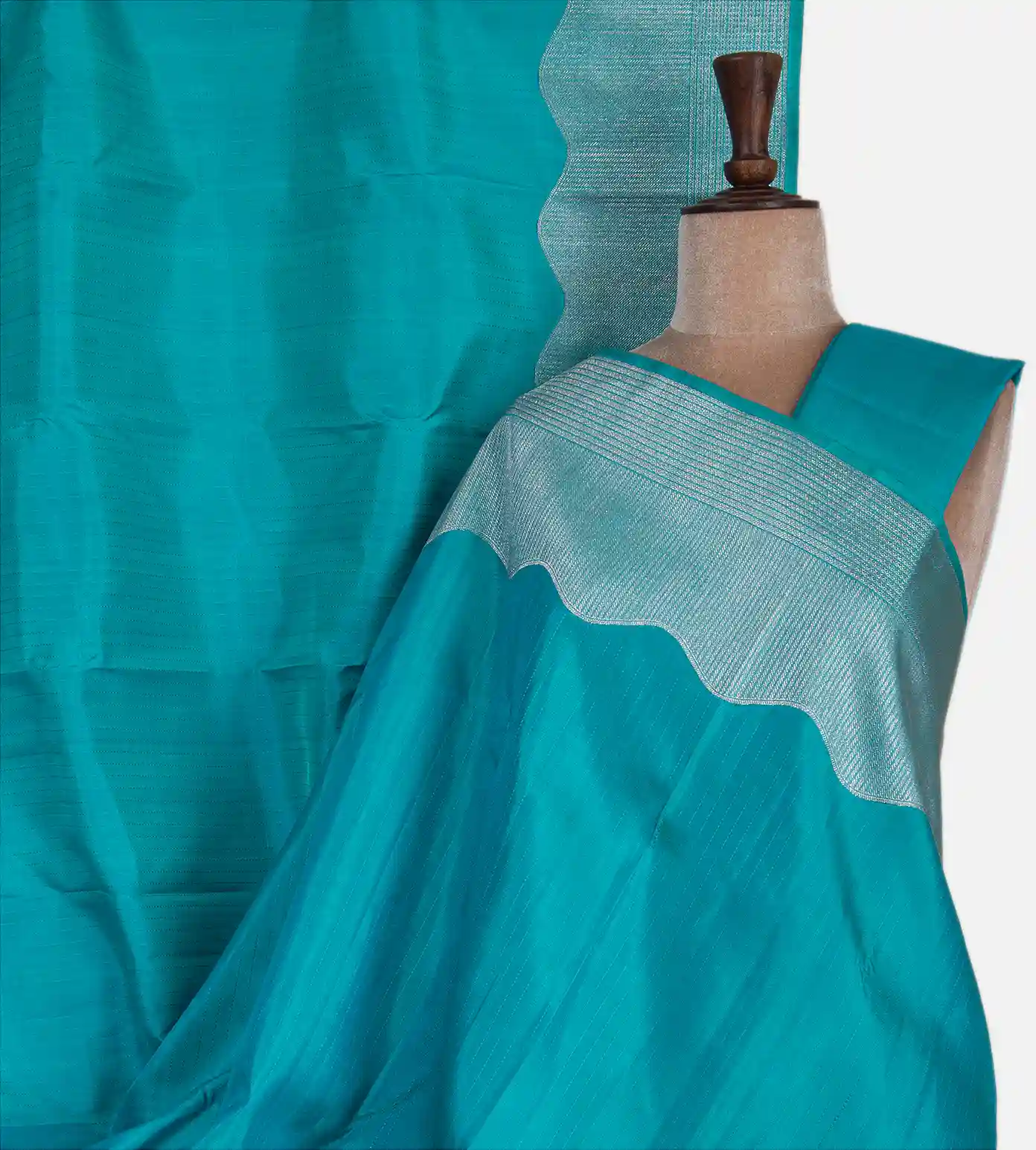 blue-kanchipuram-silk-saree-d05106436-a