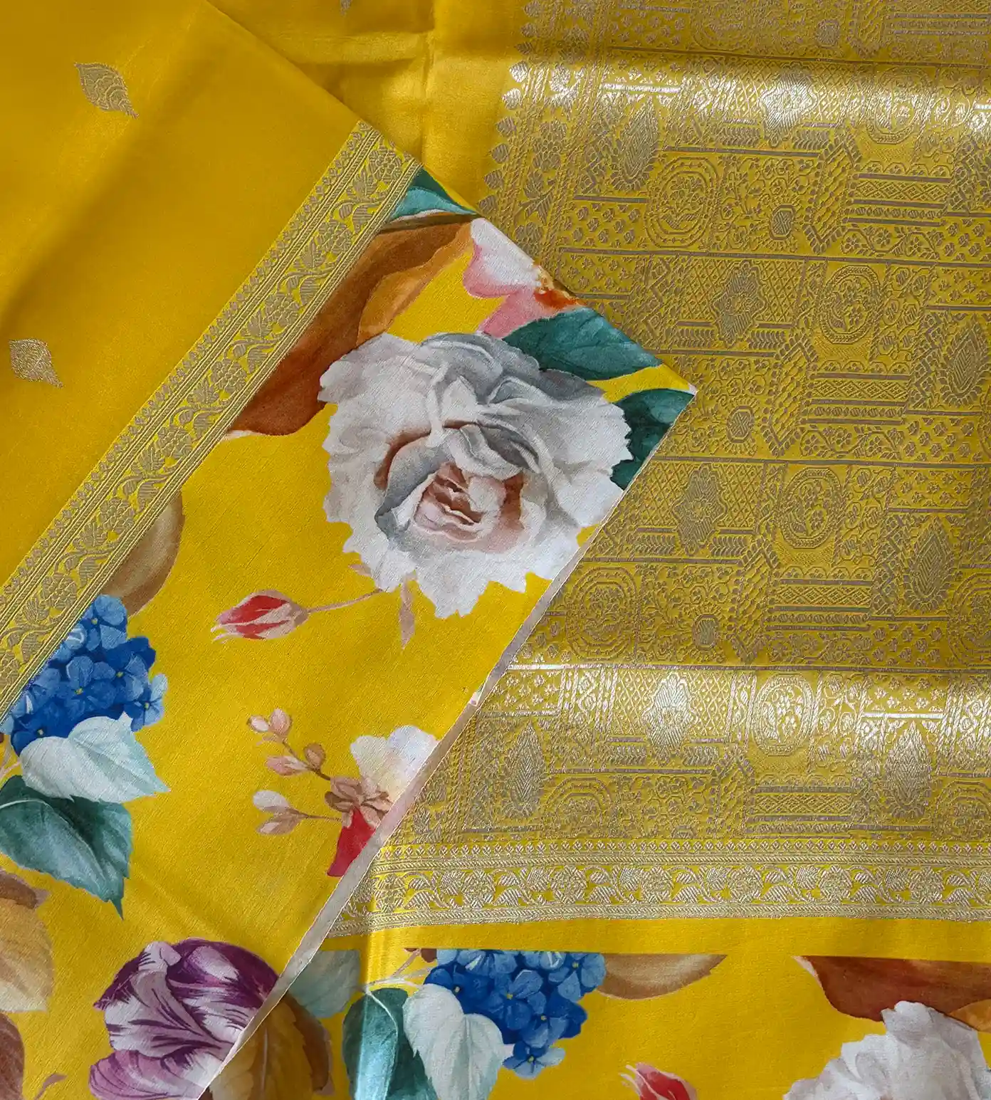 yellow-kattan-silk-saree-d05106810-b