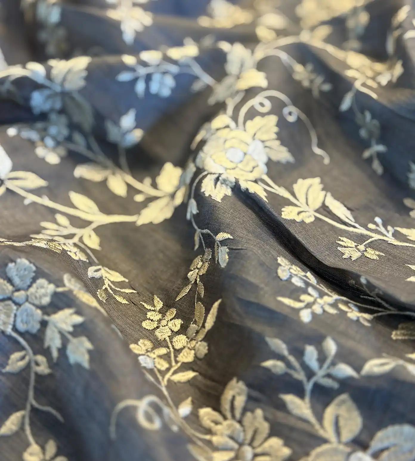 lavender-organza-saree-d05105583-e