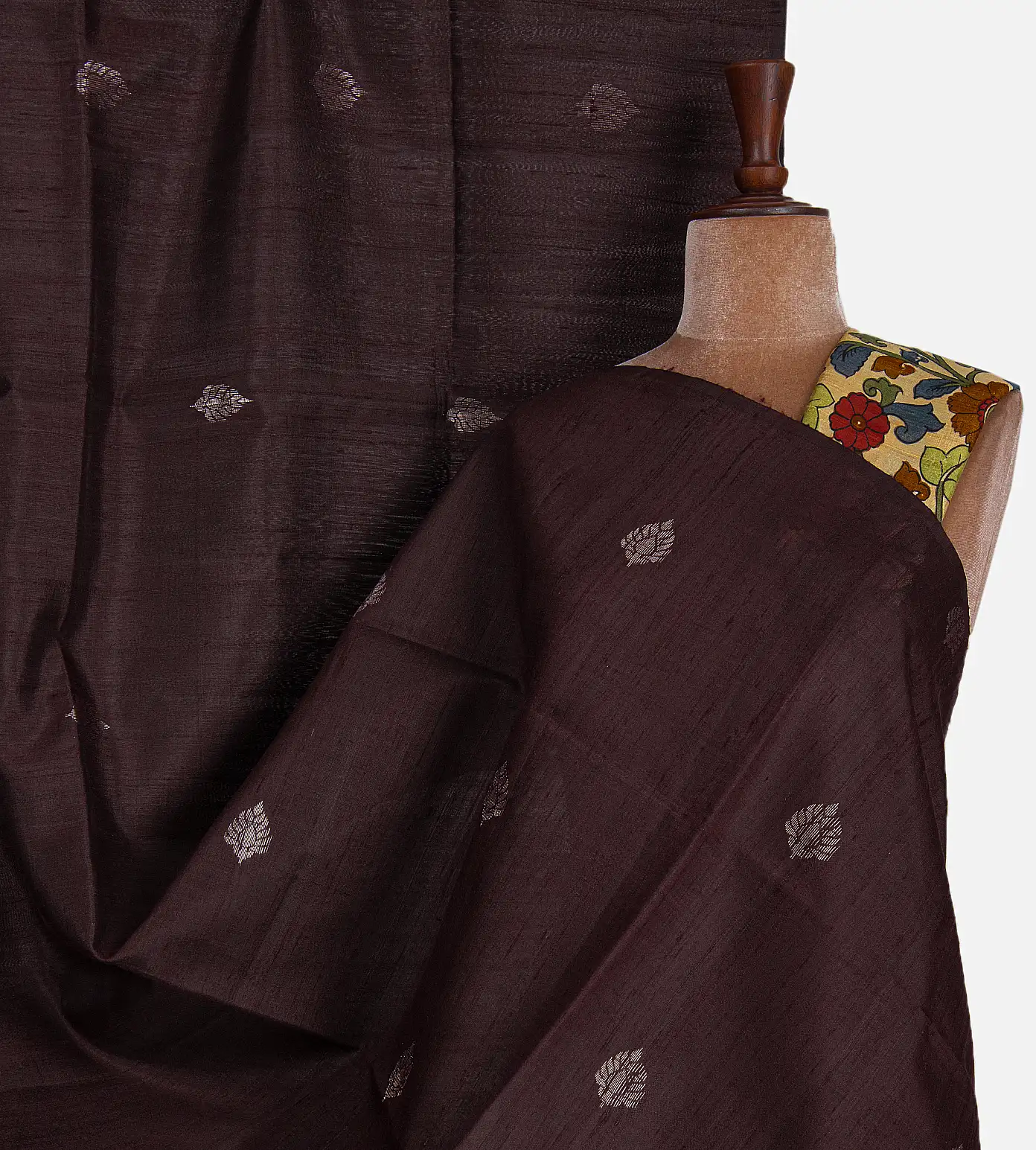 deep-maroon-raw-silk-saree-d04102737-a