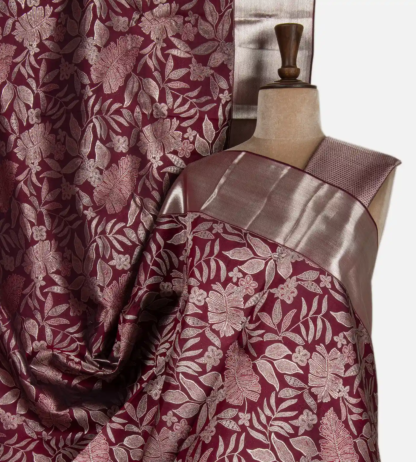 deep-maroon-kanchipuram-silk-saree-d06109080-a