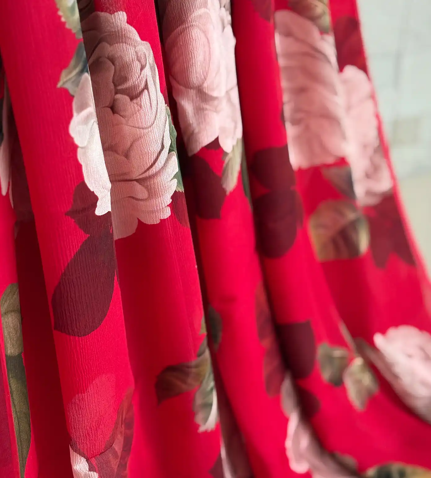 pink-chiffon-saree-d05105648-d