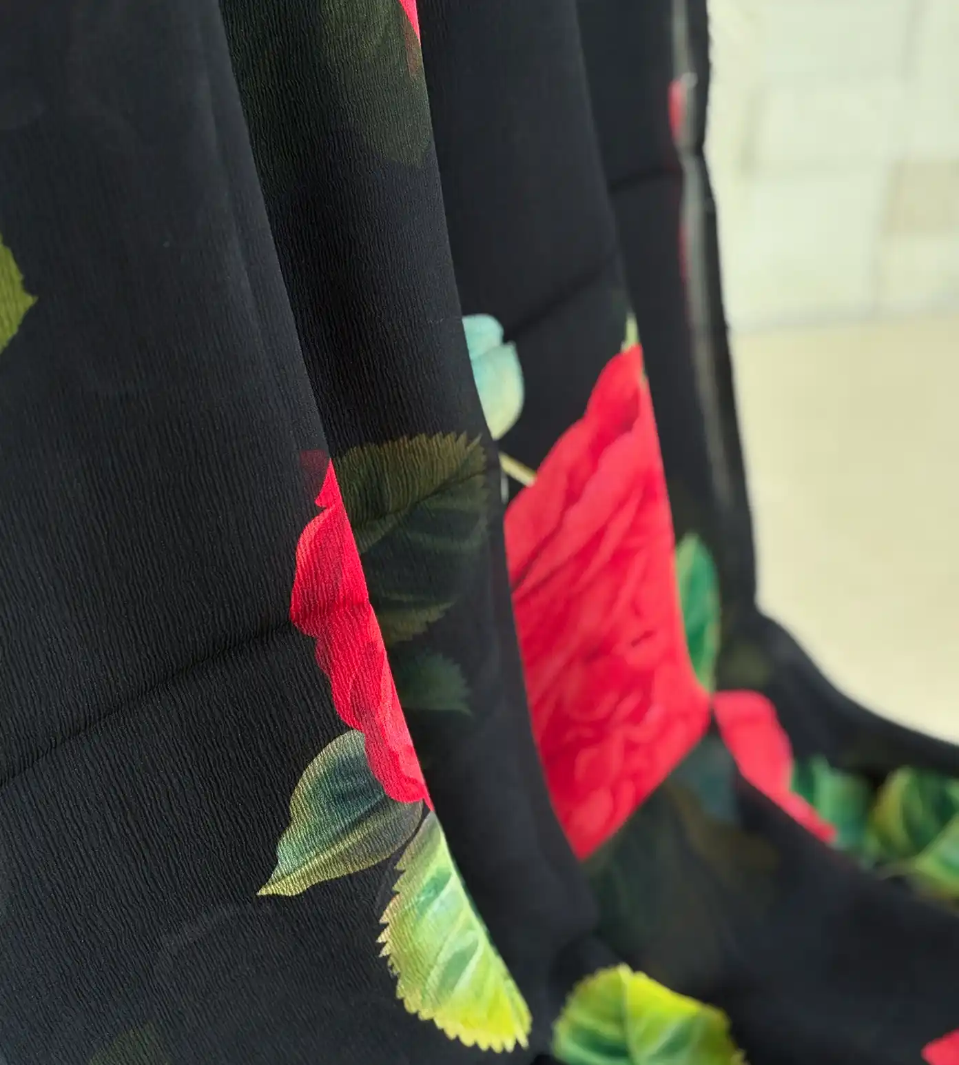 black-chiffon-saree-d05105649-d