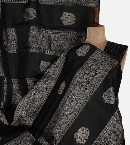 black-kanchipuram-silk-saree-c1283969-a