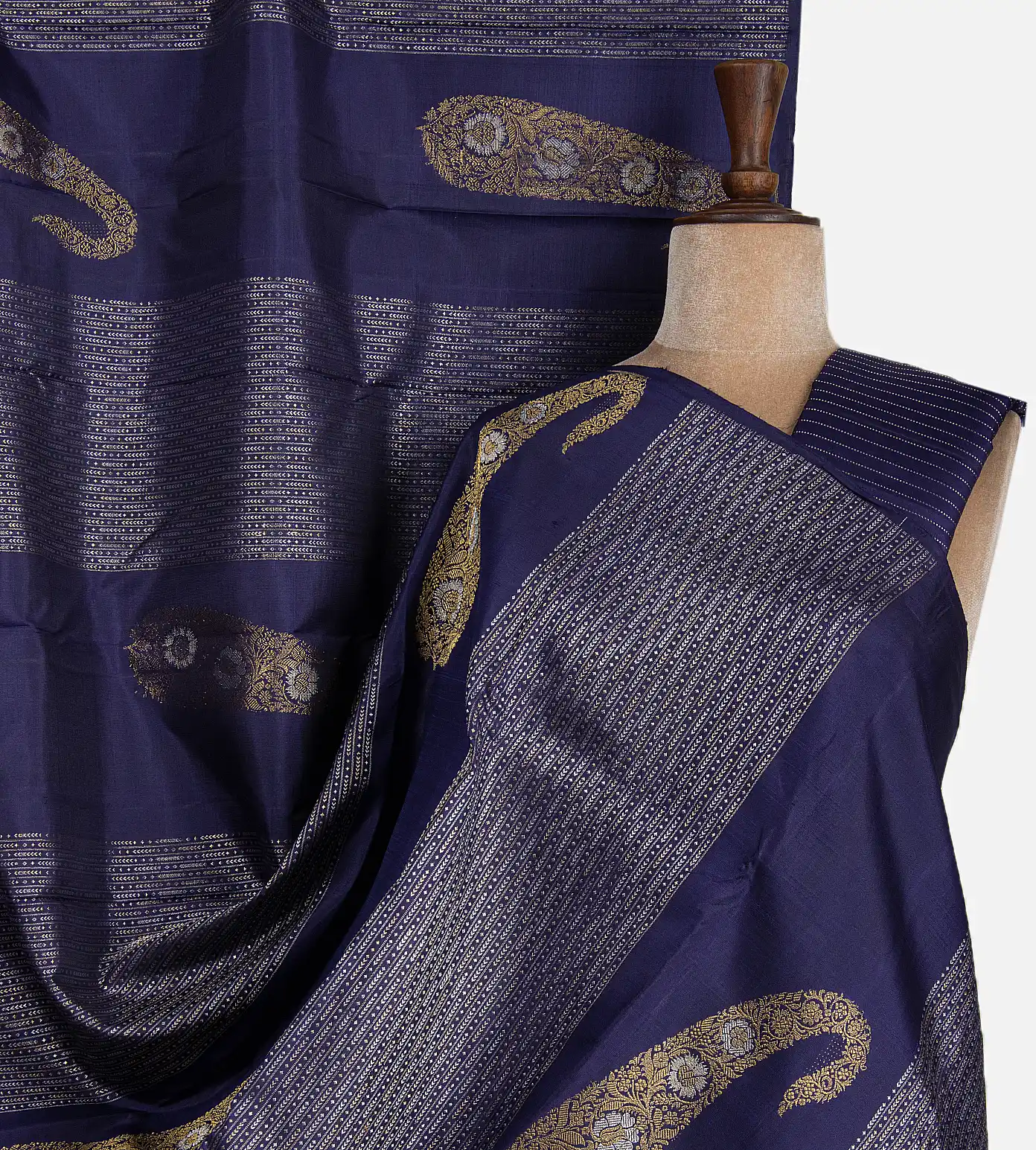 blue-kanchipuram-silk-saree-c0964310-a